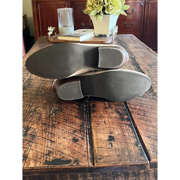 Blondo Saddie Tan Buckle Leather Waterproof Ankle Booties - Size 8 - Picture 6 of 17